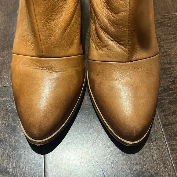 ZARA basic leather booties - Picture 2 of 7